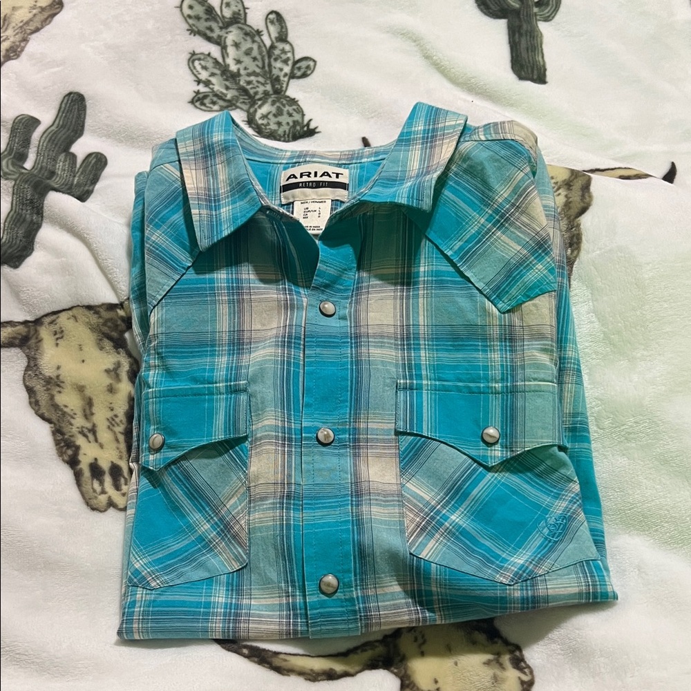 Ariat Plaid Button Down Shirt Retro Fit.